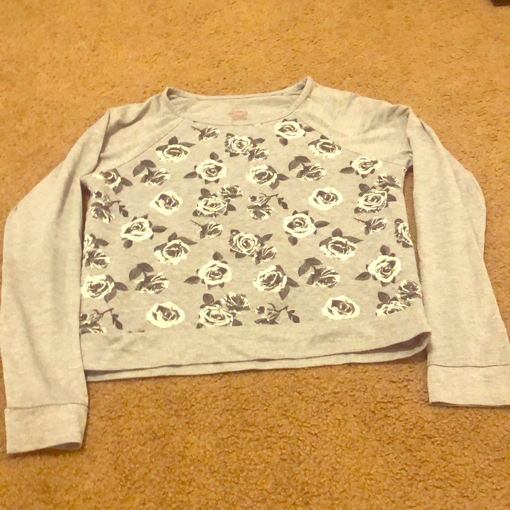 Grey flower print sweater